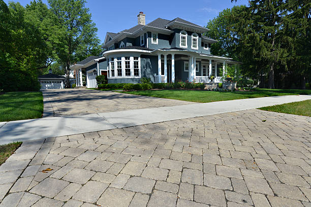 Best Professional Driveway Pavers  in Litchfield, MI